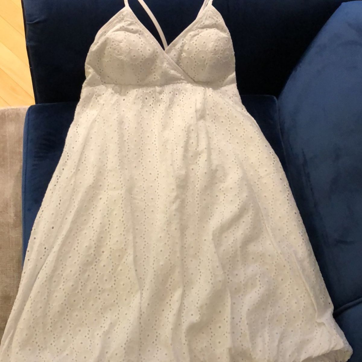 vestido até o joelho soltinho