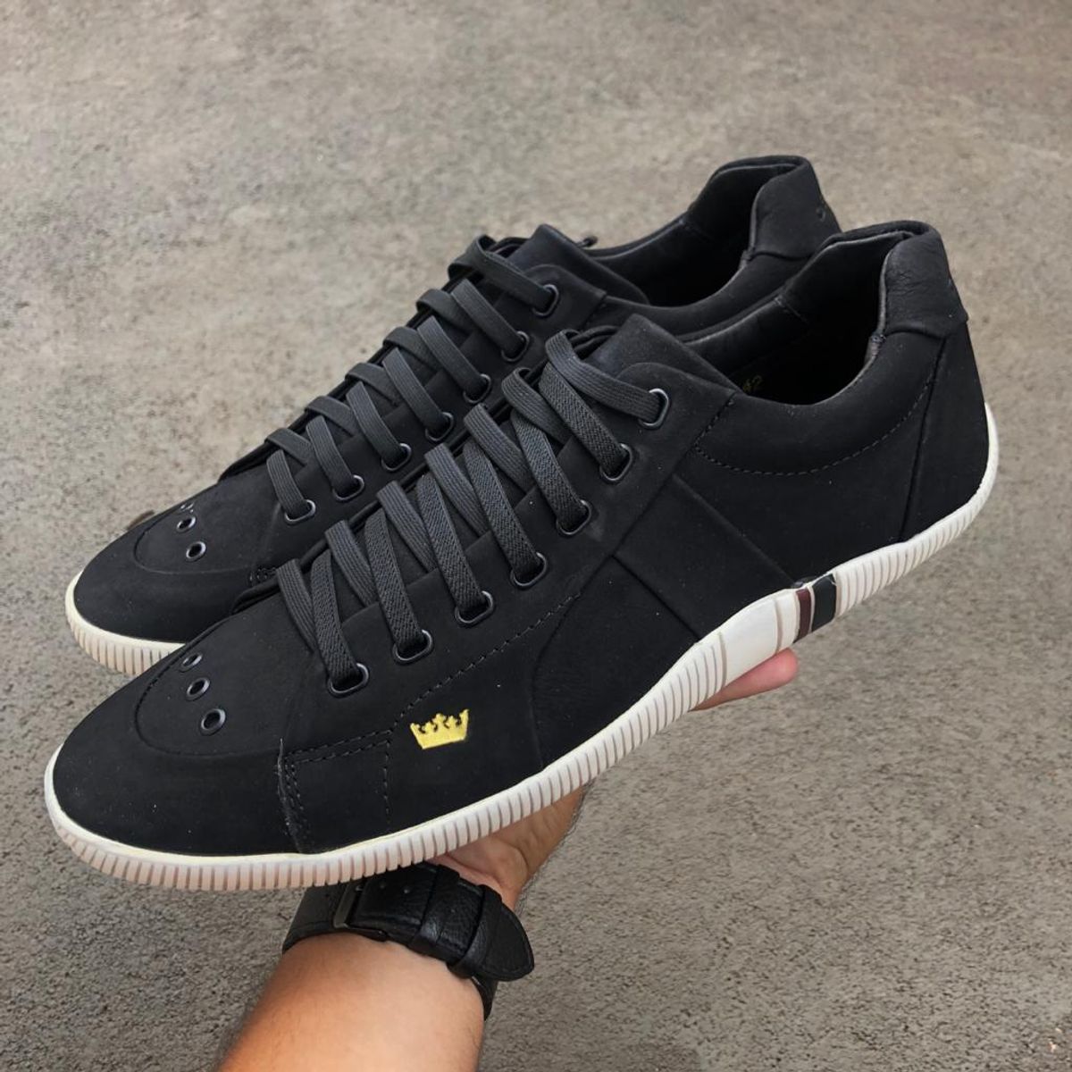 tenis da osklen preto