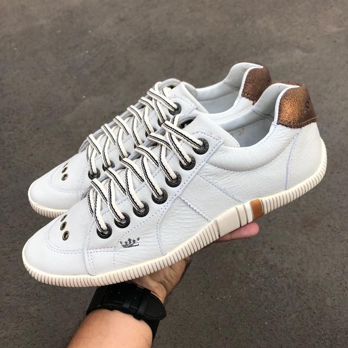 tenis osklen feminino branco