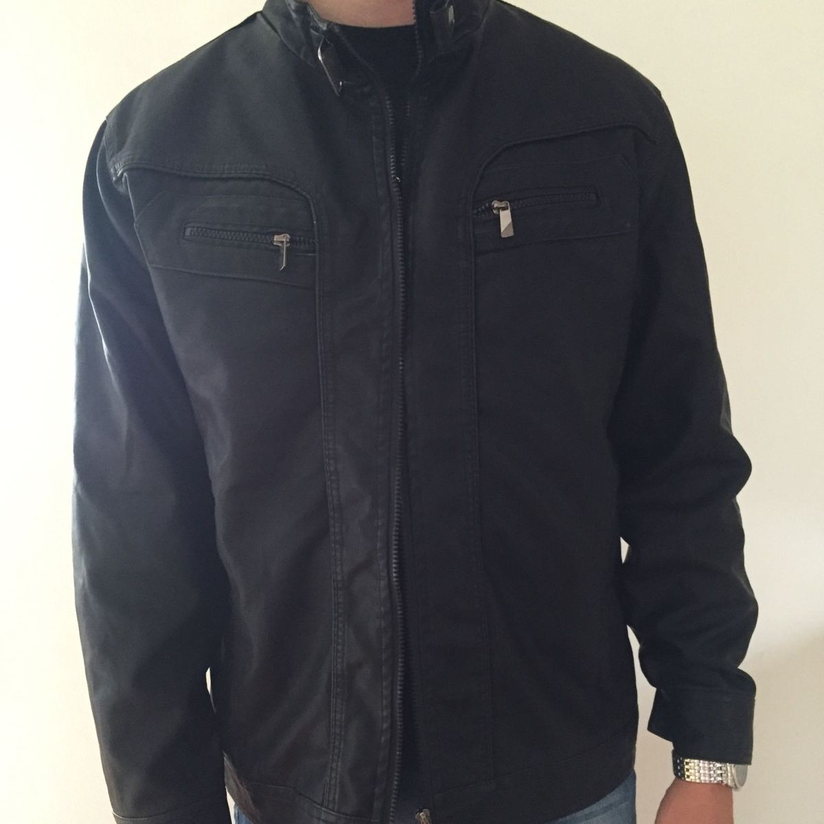 vmong couro legitimo