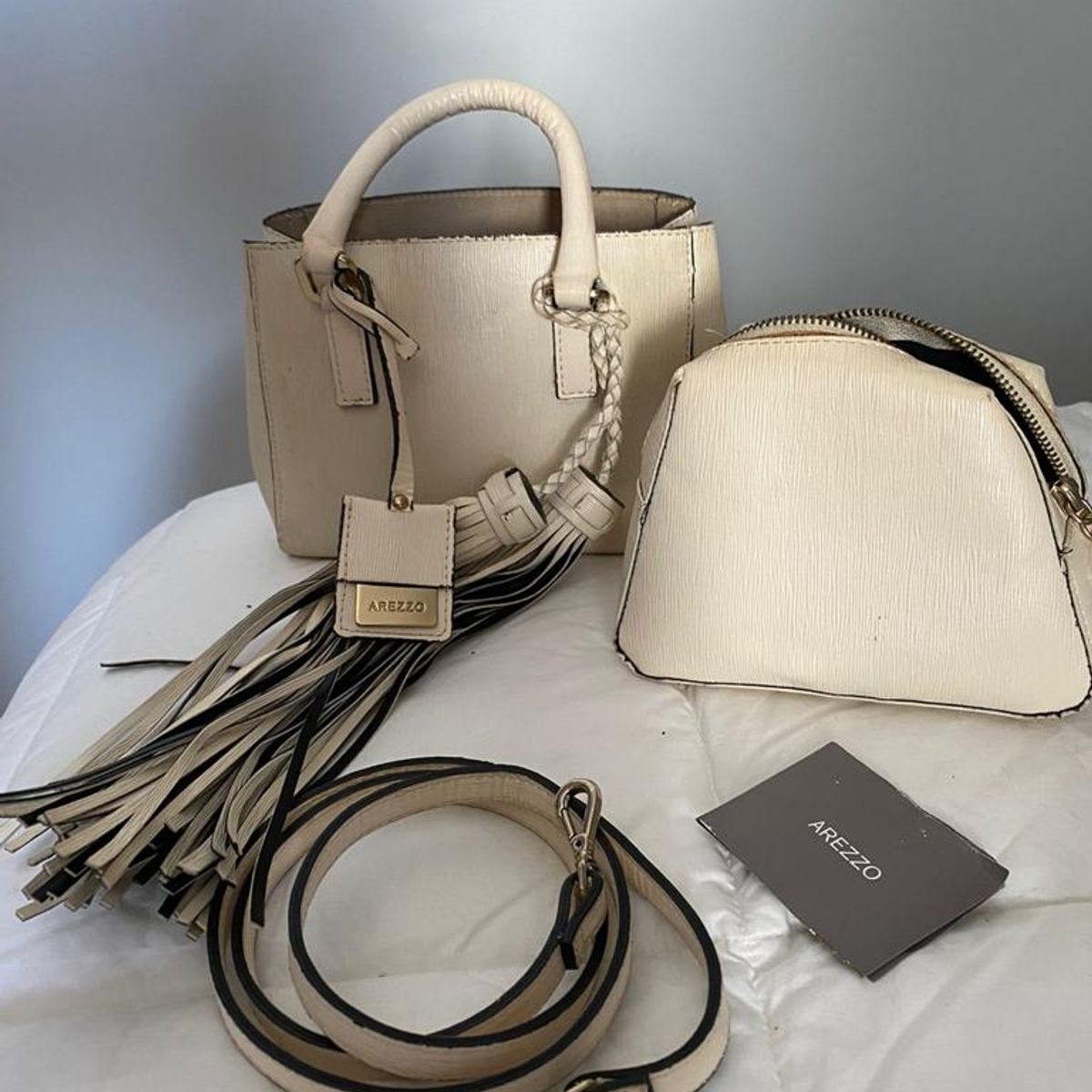 Bolsa Arezzo Off White Bolsa de Ombro Feminina Arezzo Usado