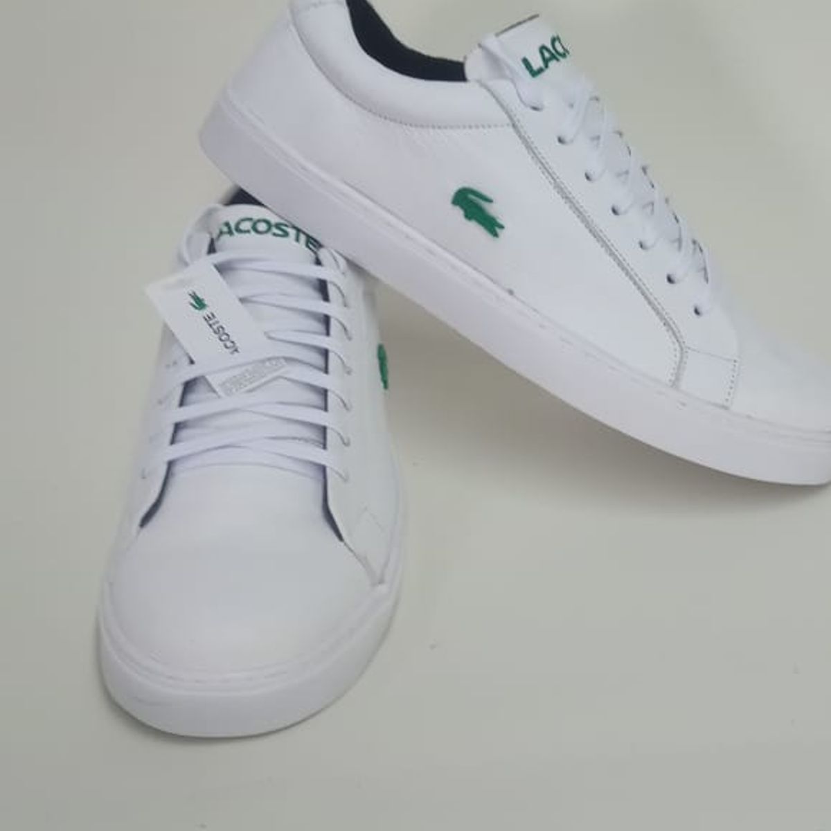 sapatenis branco masculino lacoste