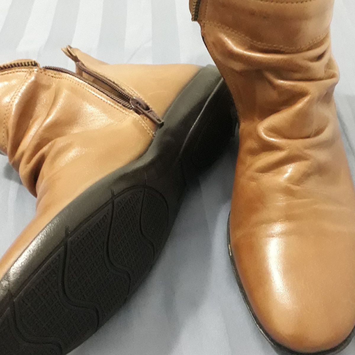 bota rasteira cano curto perlatto