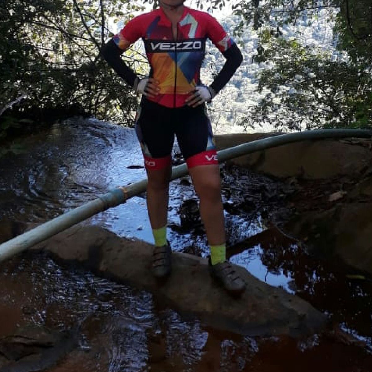 conjunto ciclismo feminino vezzo