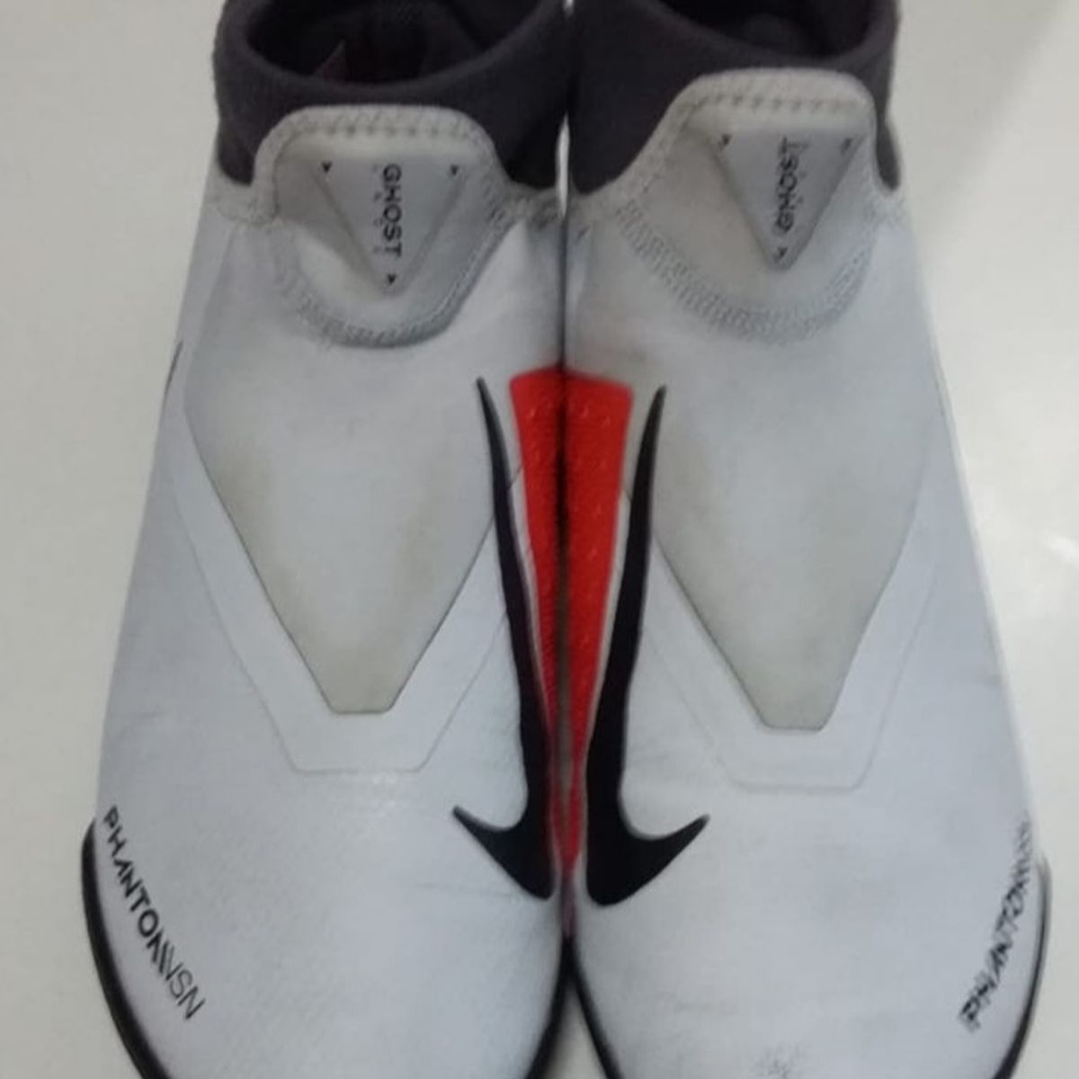 chuteira society nike sem cadarço