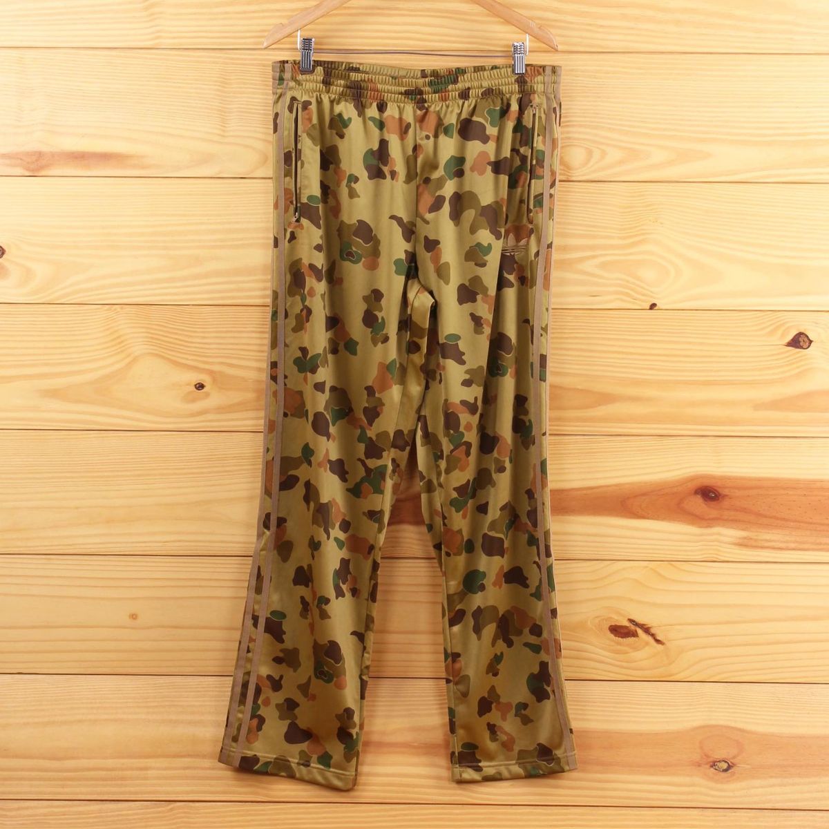 calça moletom adidas camuflada