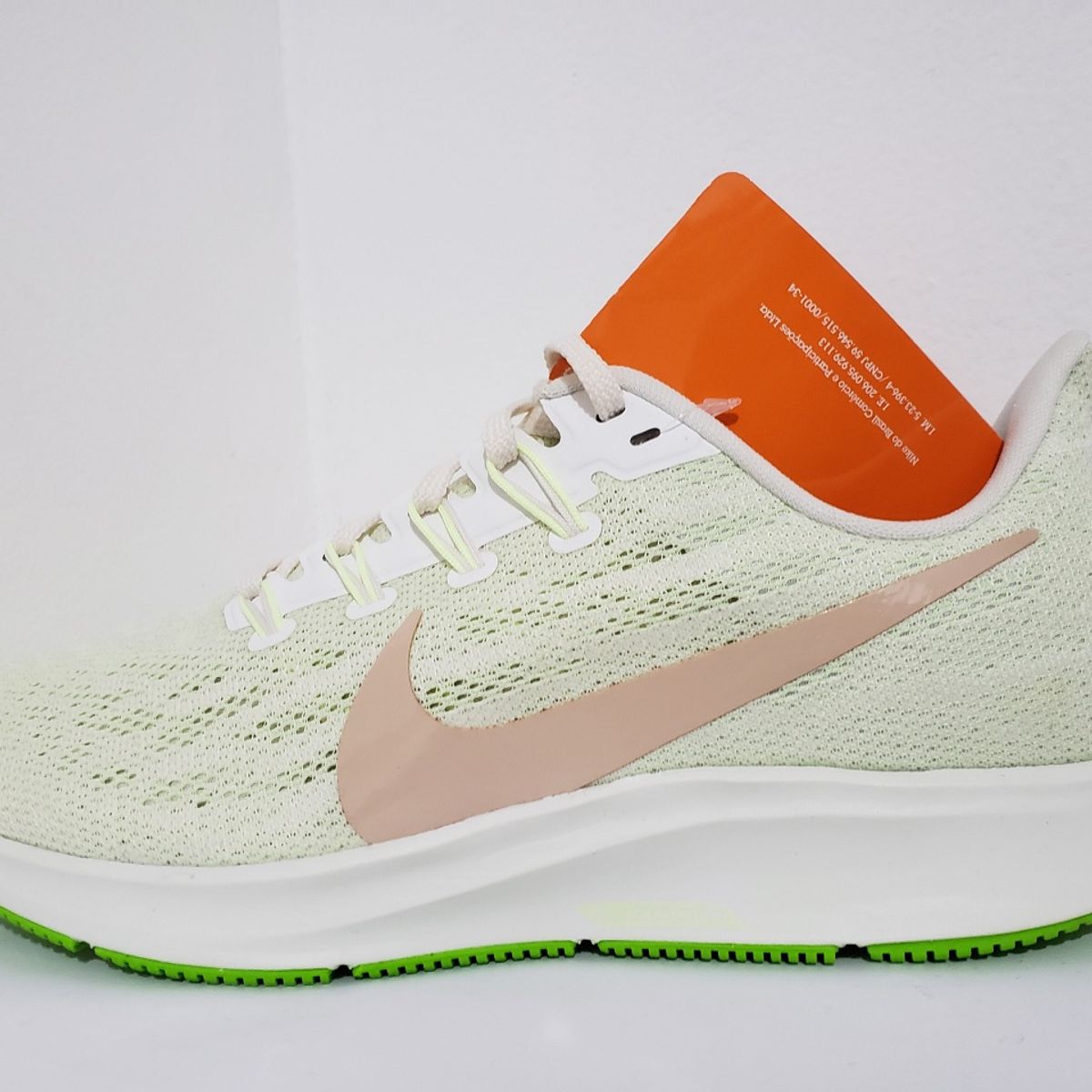 tenis nike feminino verde claro