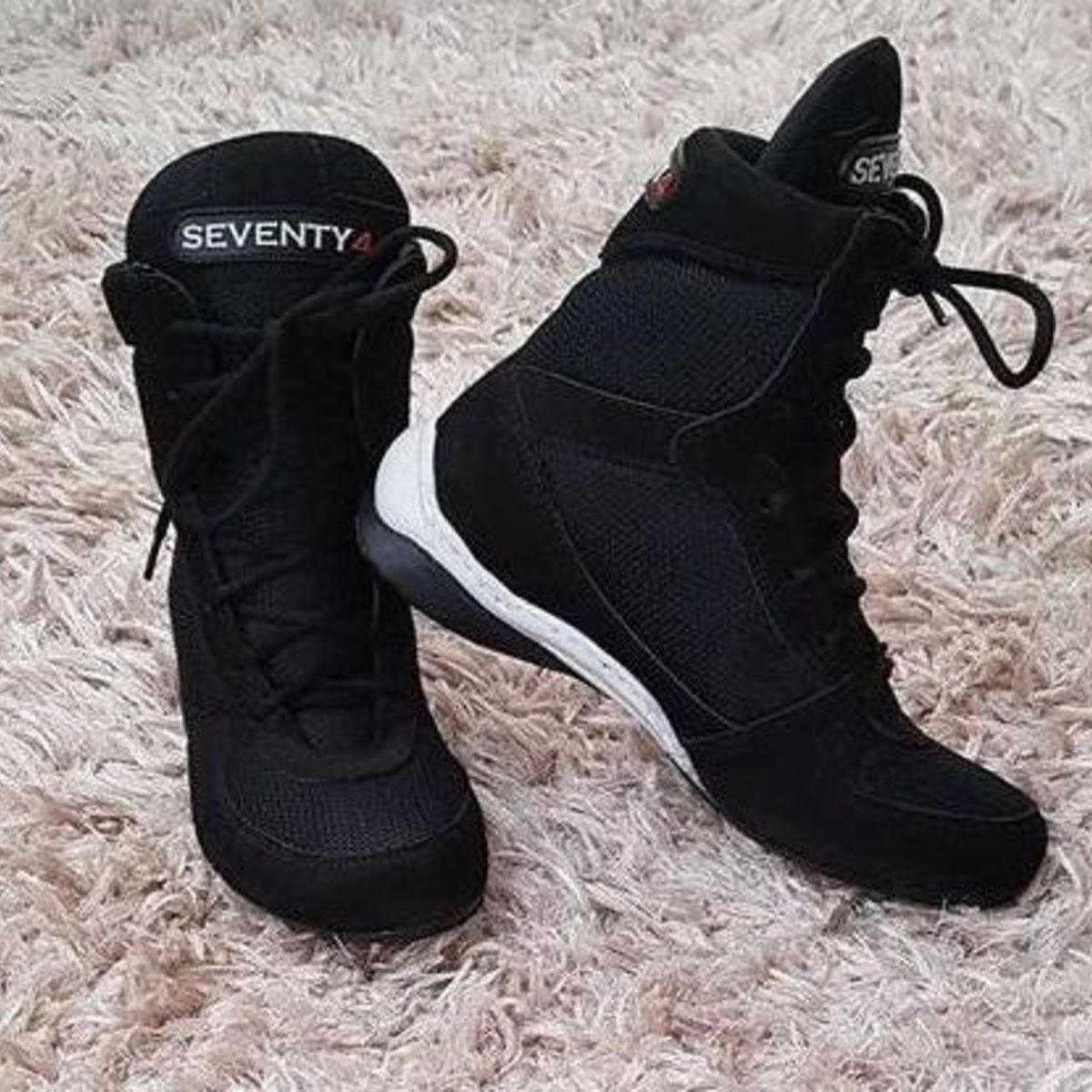 bota treino seventy4