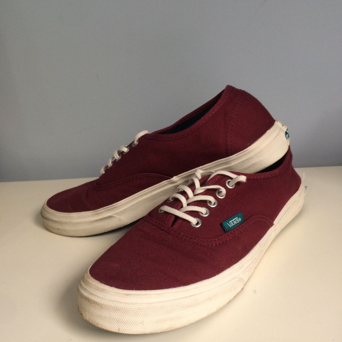 vans cor vinho