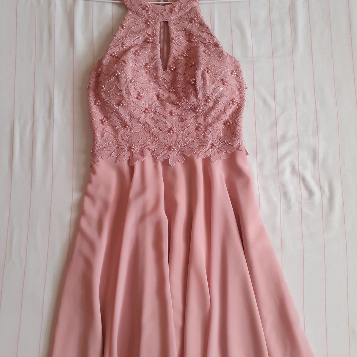 vestido de festa salmão curto