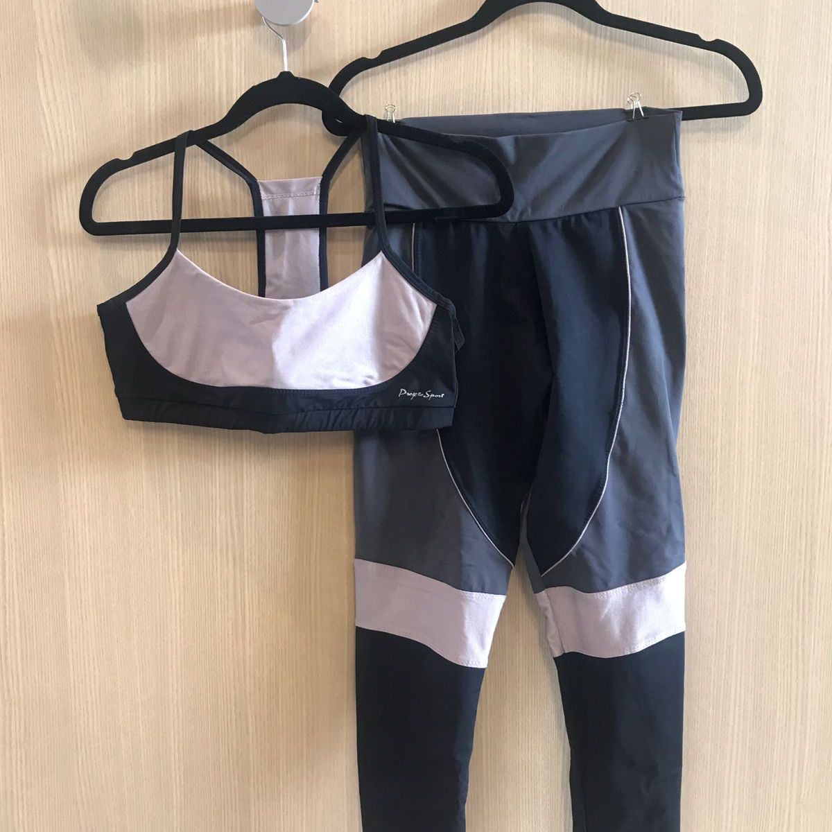 Legues Femininas com Bolso Traseiro - Tamanho M, Calça Feminina Projeto  Sport Nunca Usado 86174340