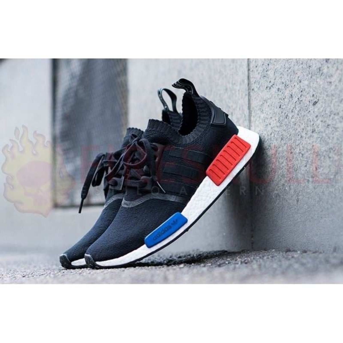 nmd preto e vermelho