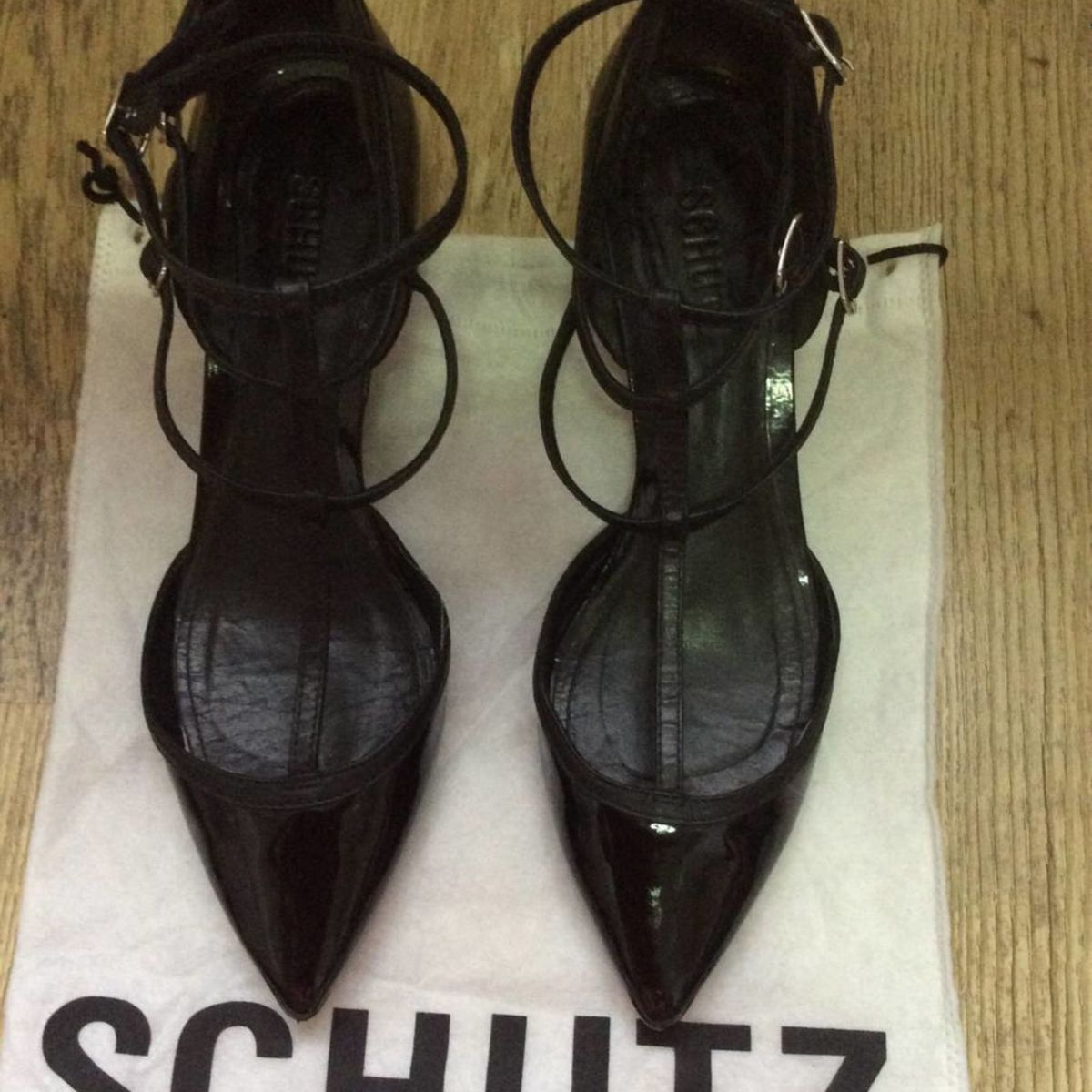 scarpin schutz salto baixo