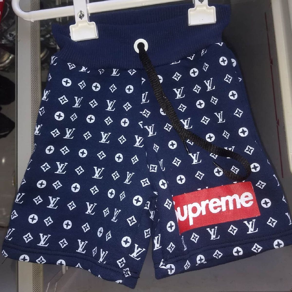 short moletom supreme