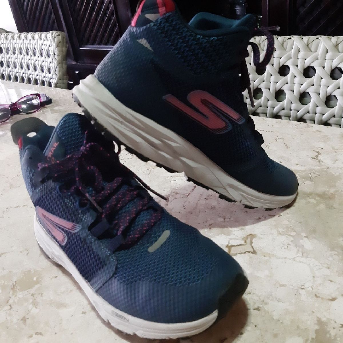 tenis skechers cano alto feminino