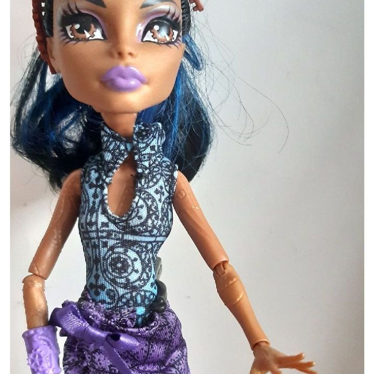 Boneca Monster High Robecca Aula de Arte - Mattel - A sua Loja de  Brinquedos, 10% Off no Boleto ou PIX