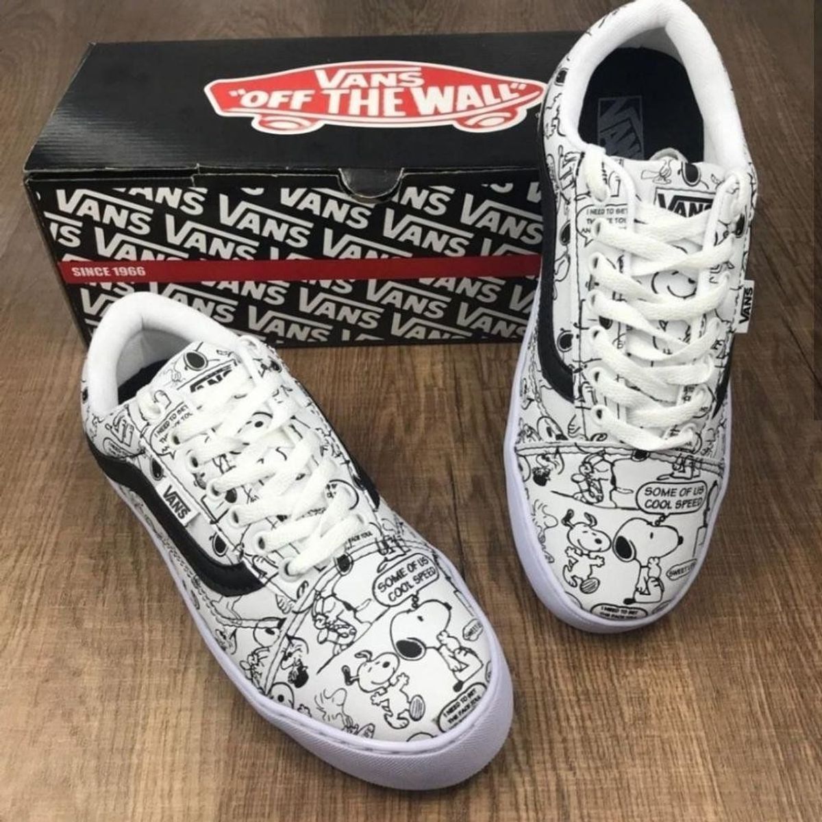 tenis vans snoopy branco