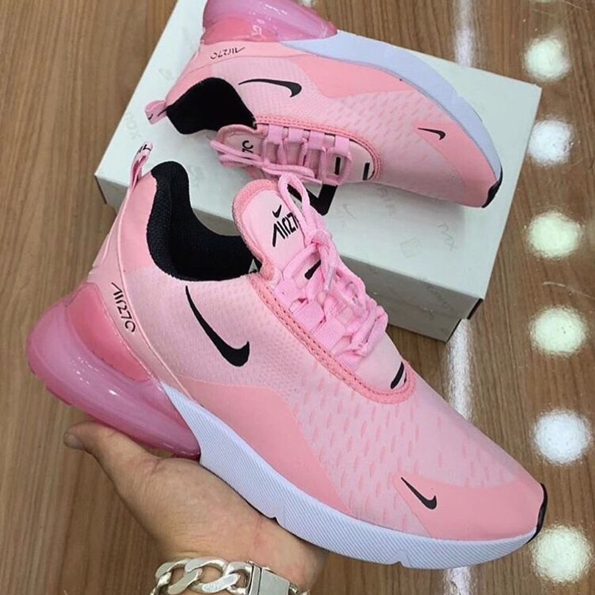 tenis nike rosa 250