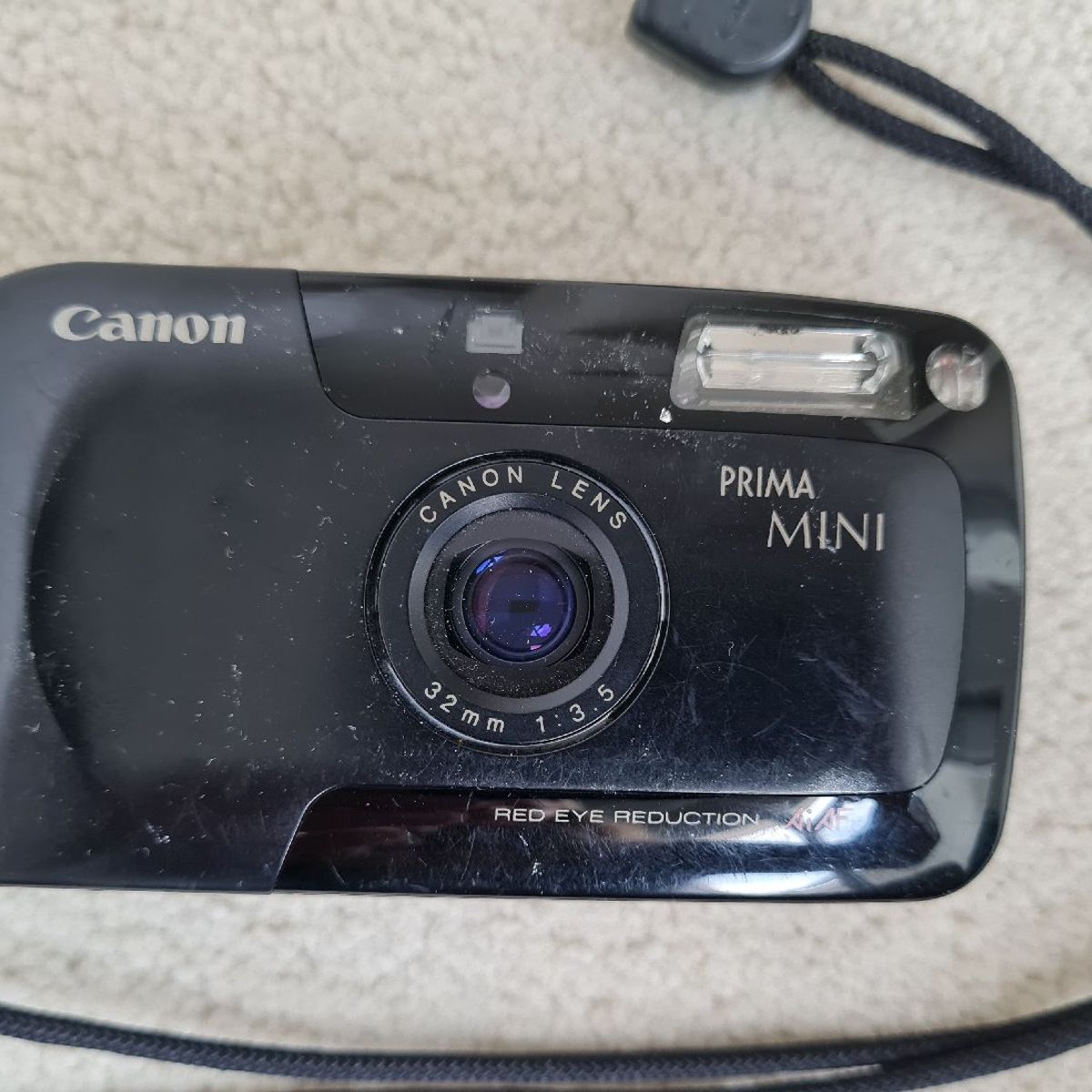 mini canon camera