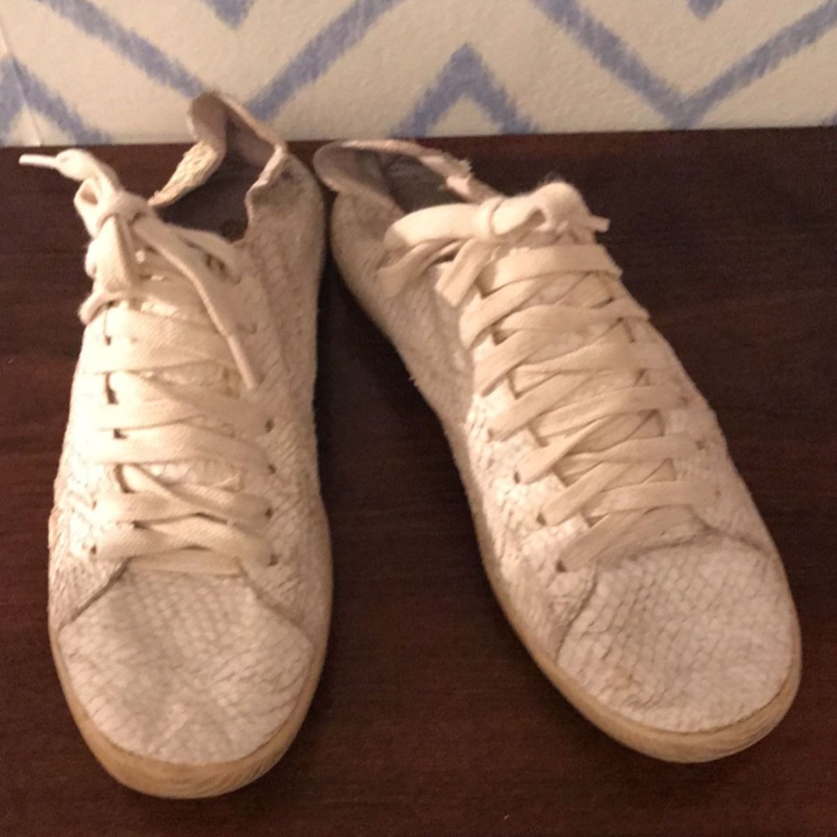 tenis osklen escama de peixe