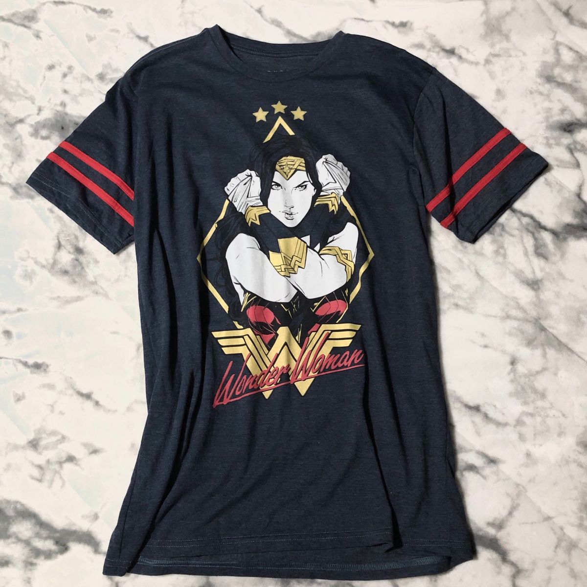 blusa mulher maravilha piticas