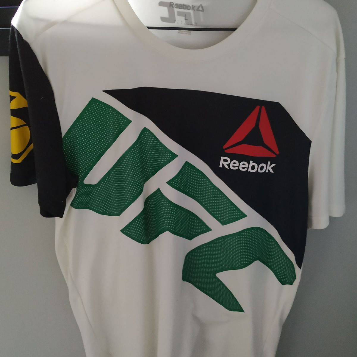 Camisa reebok hot sale ufc branca