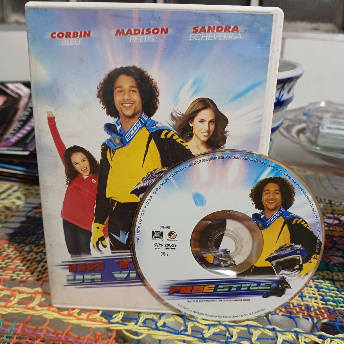 Dvd - Na Trilha da Vitória | Nunca Usado 82809430 | enjoei