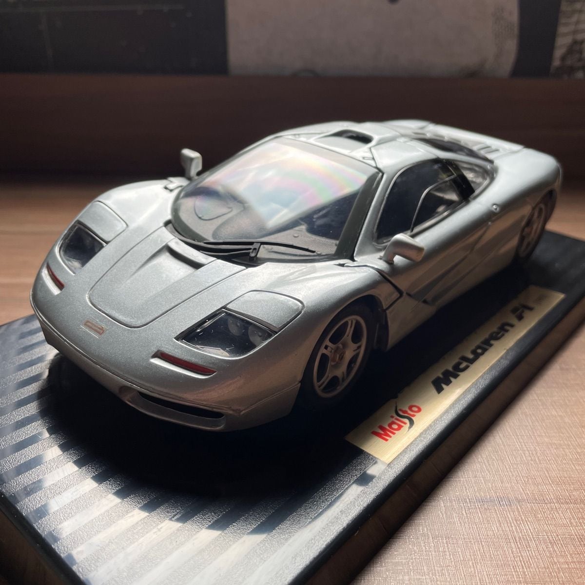 自動車 MAISTO 1:18 SCALE 1993 MCLAREN F1 Miniatura Maisto 1/18 Mclaren F1 1993 | Maisto Usado 85294892 | enjoei