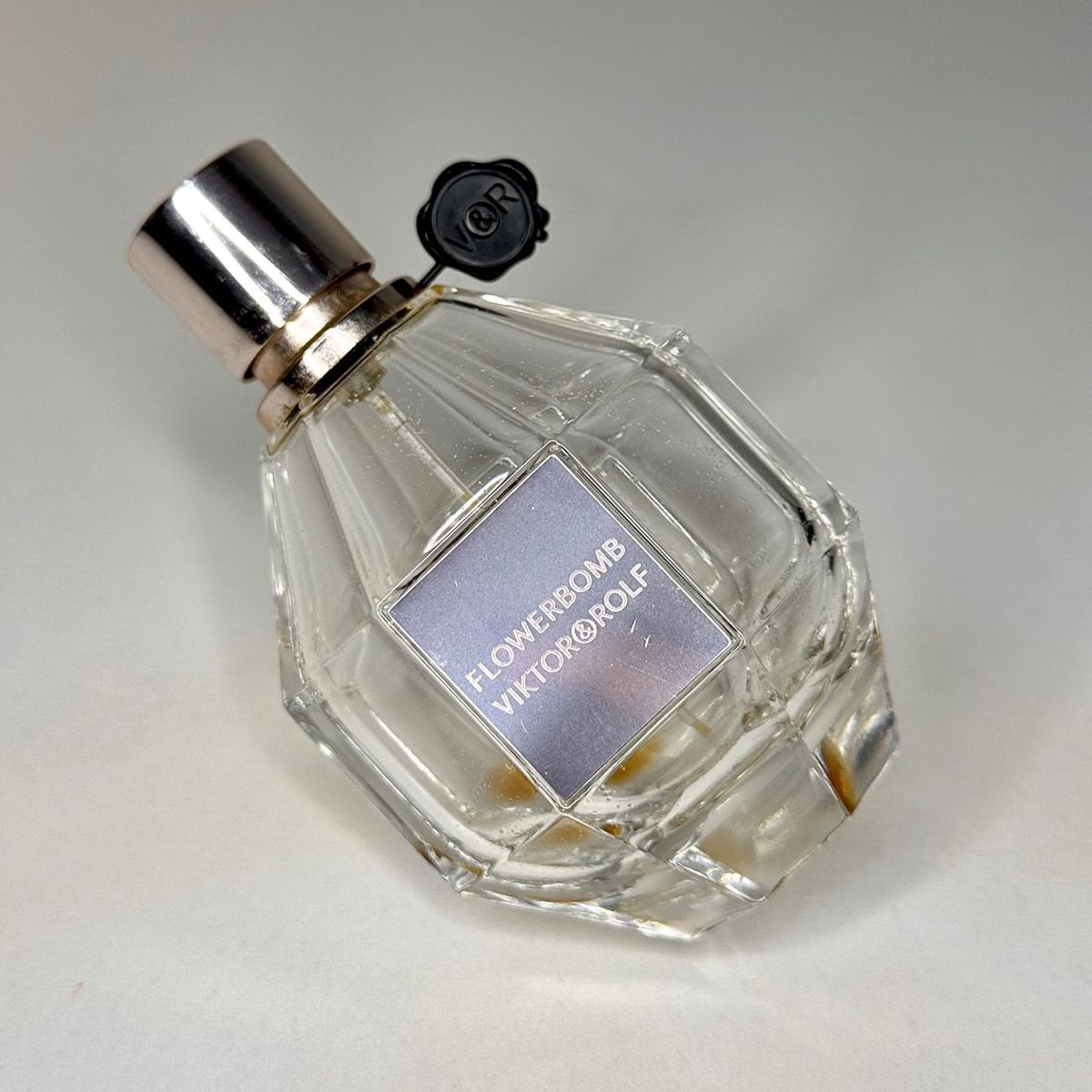 Perfume best sale flowerbomb renner