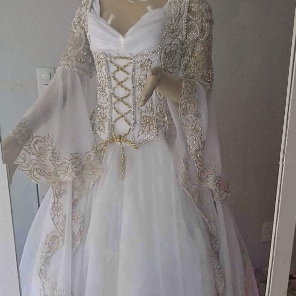 Vestido sale medieval casamento