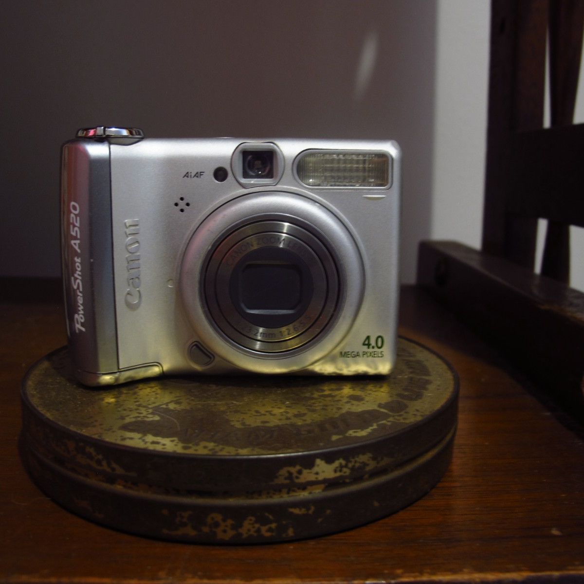 大人も着やすいシンプルファッション Canon Powershot A520 | Produto Vintage e Retro Canon Usado デジタルカメラ