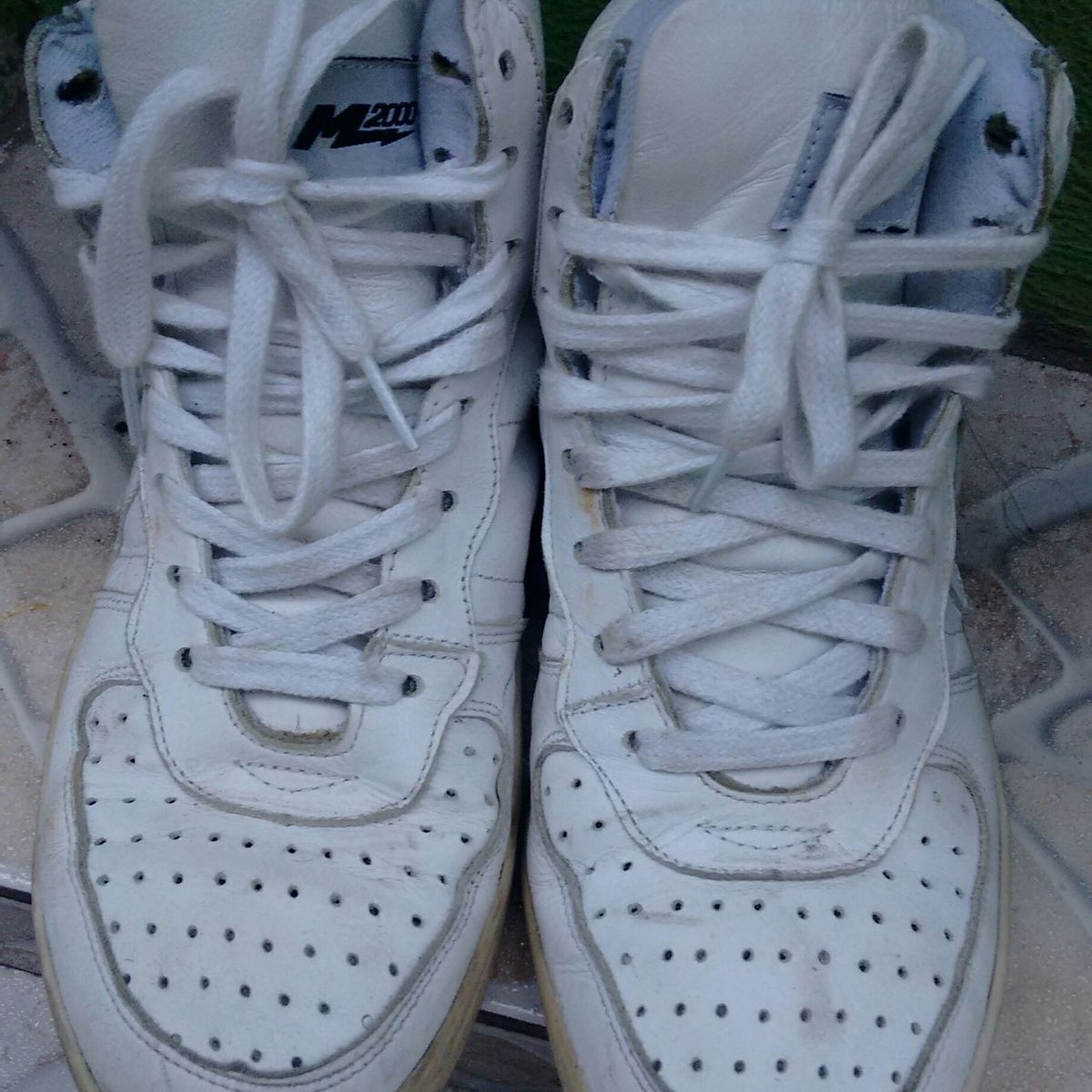 tenis m2000 cano alto