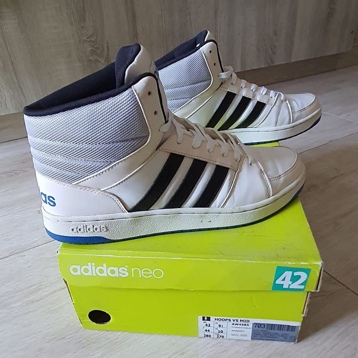 Adidas neo hoops vs mid new arrivals