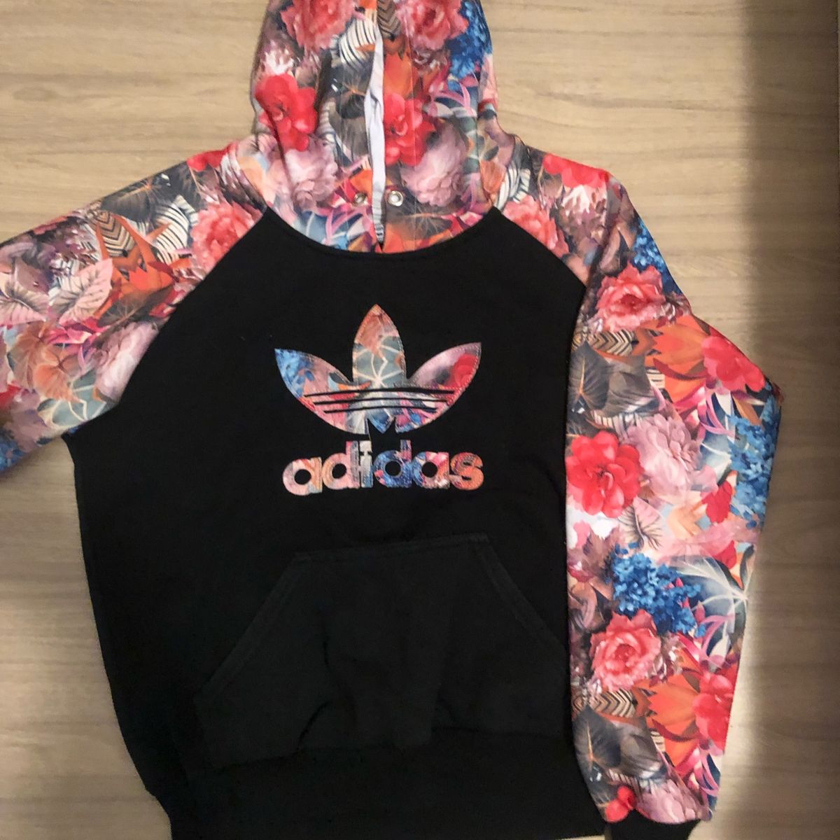 moletom adidas feminino florido