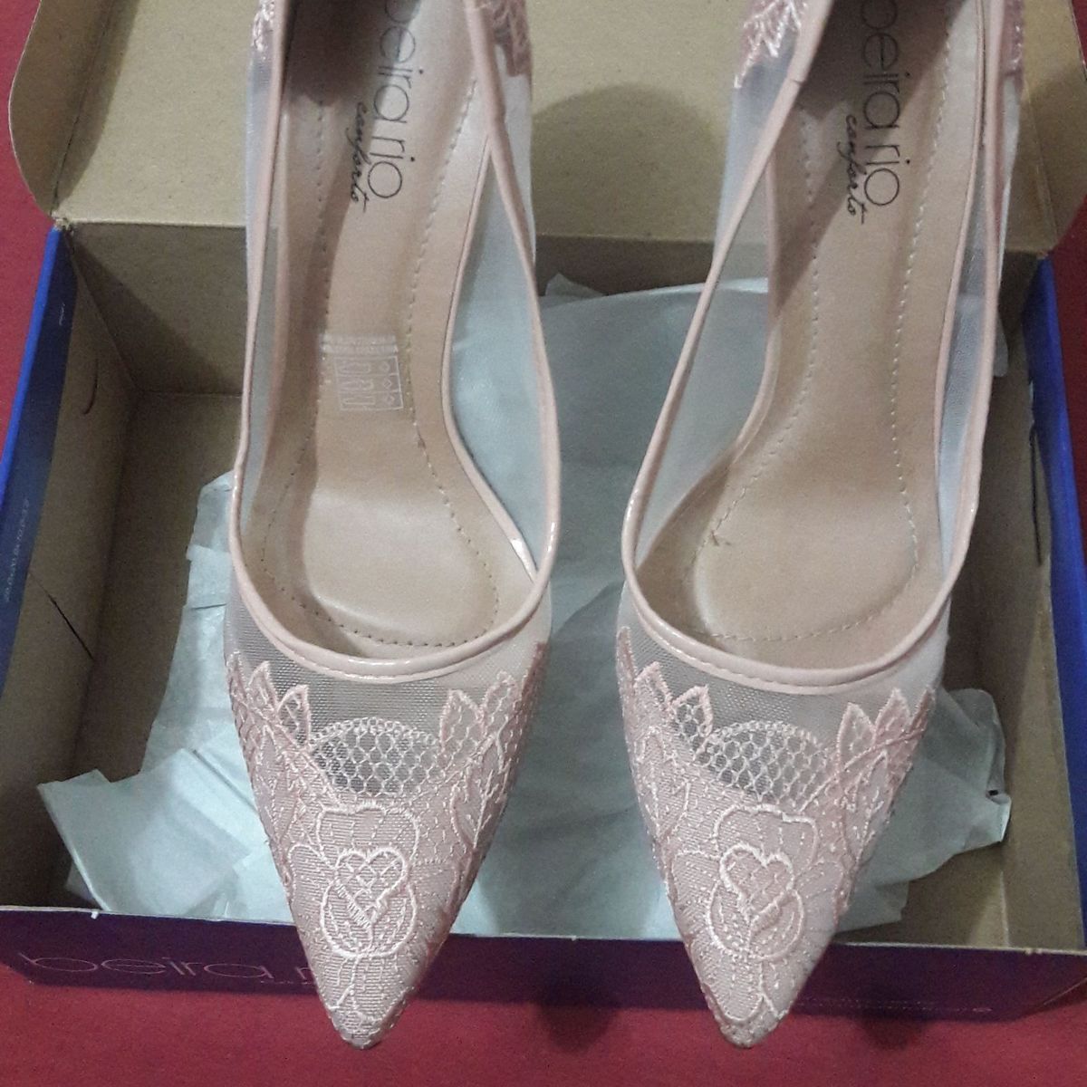 scarpin rosa beira rio