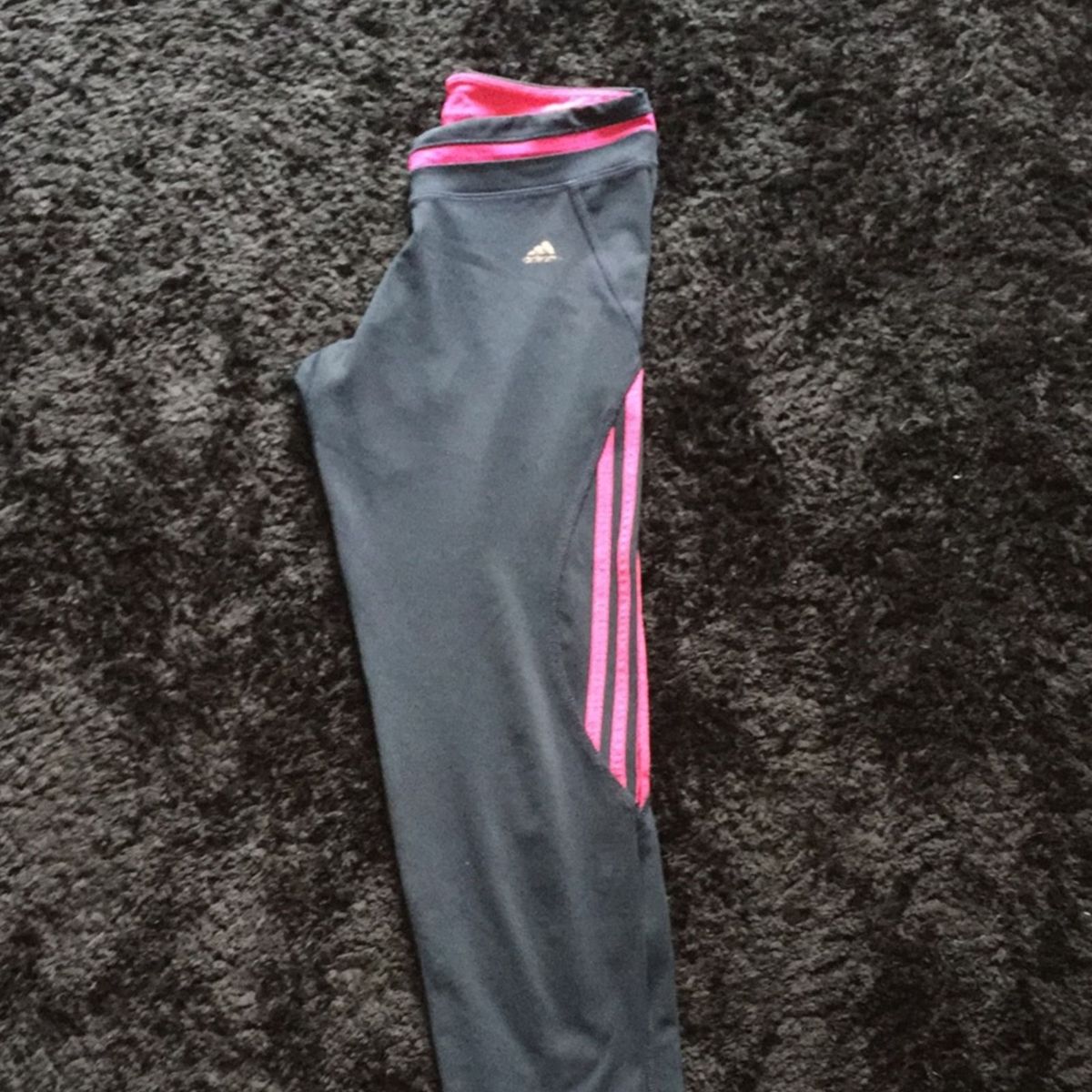 calça de ginastica adidas feminina