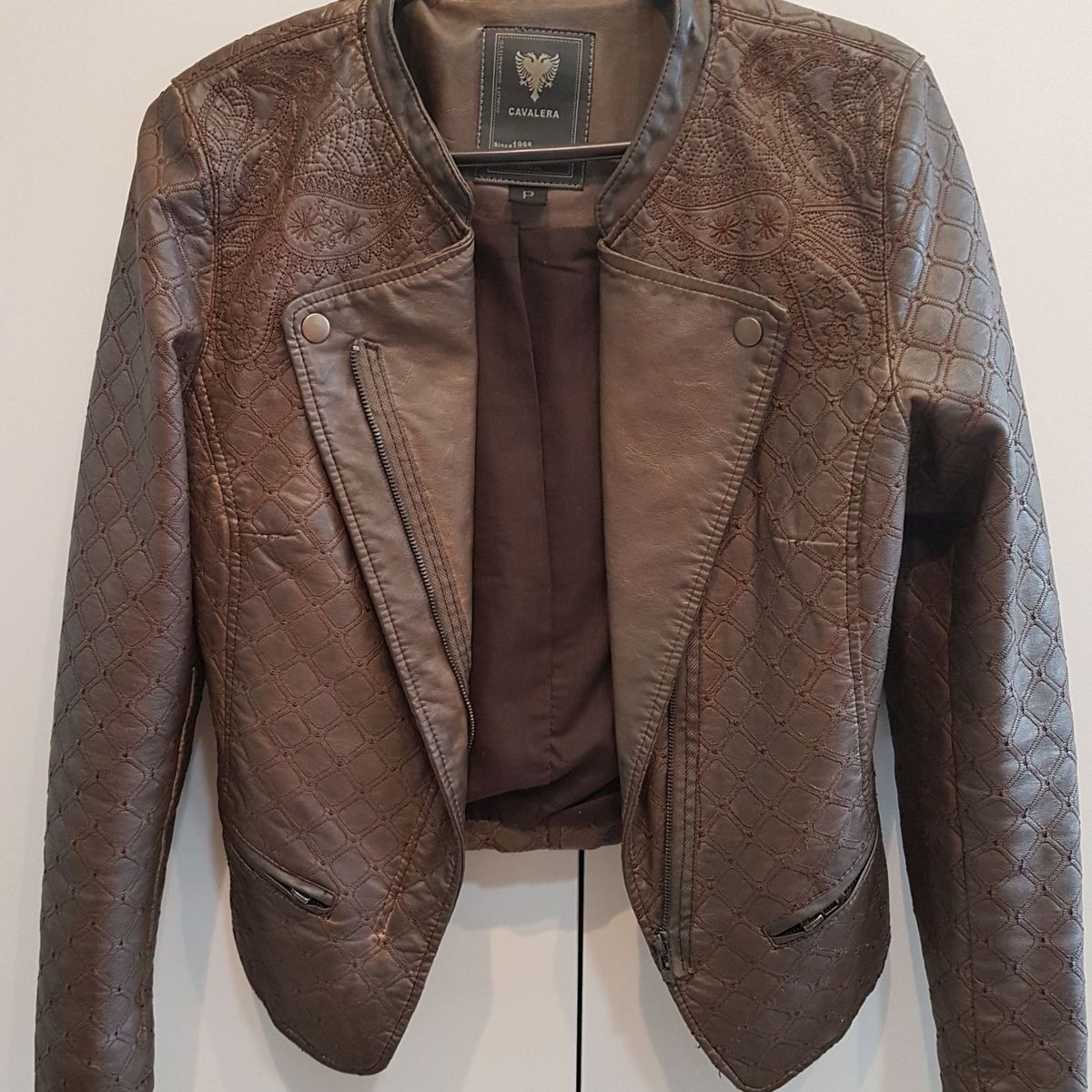 jaqueta de couro cavalera