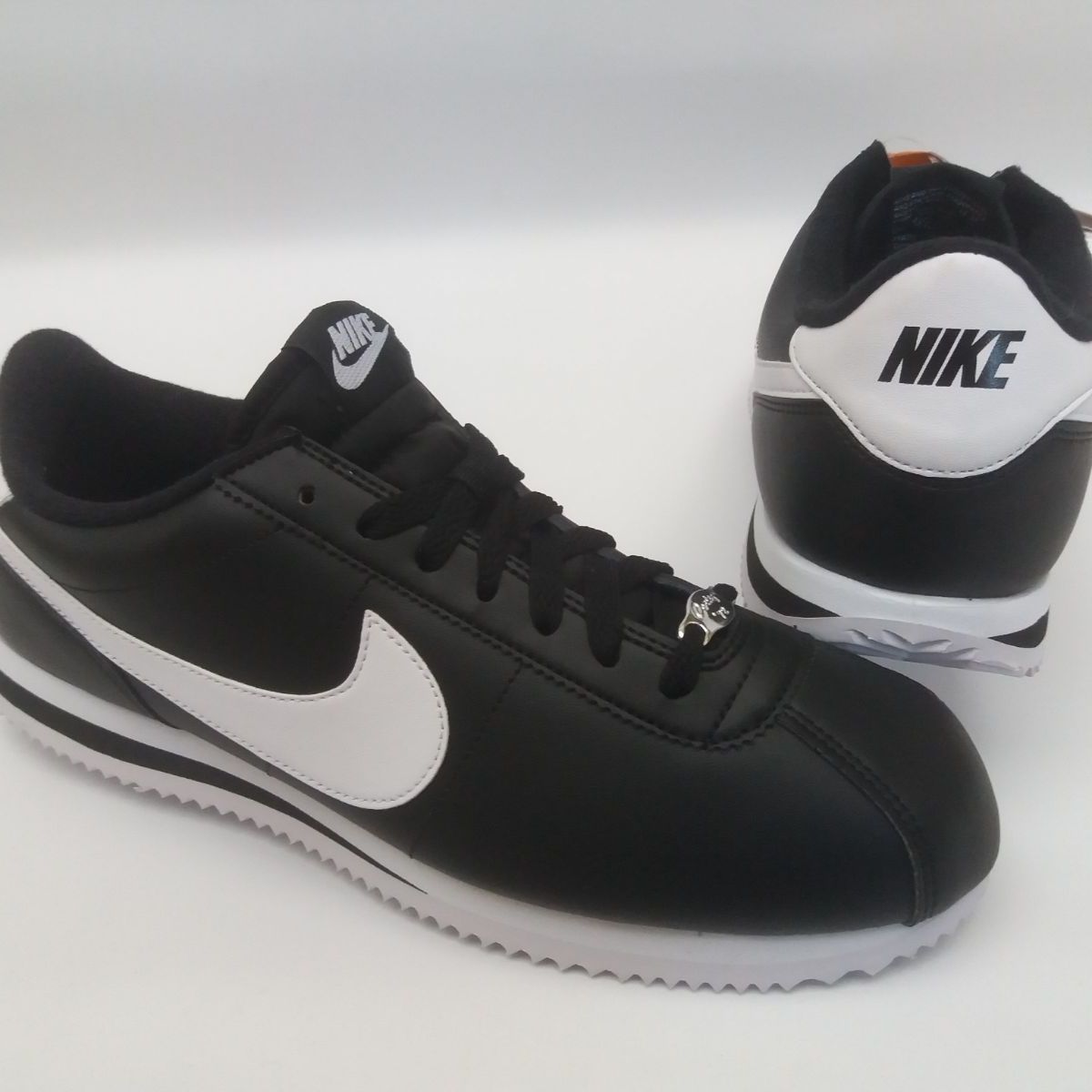 nike cortez branco e preto