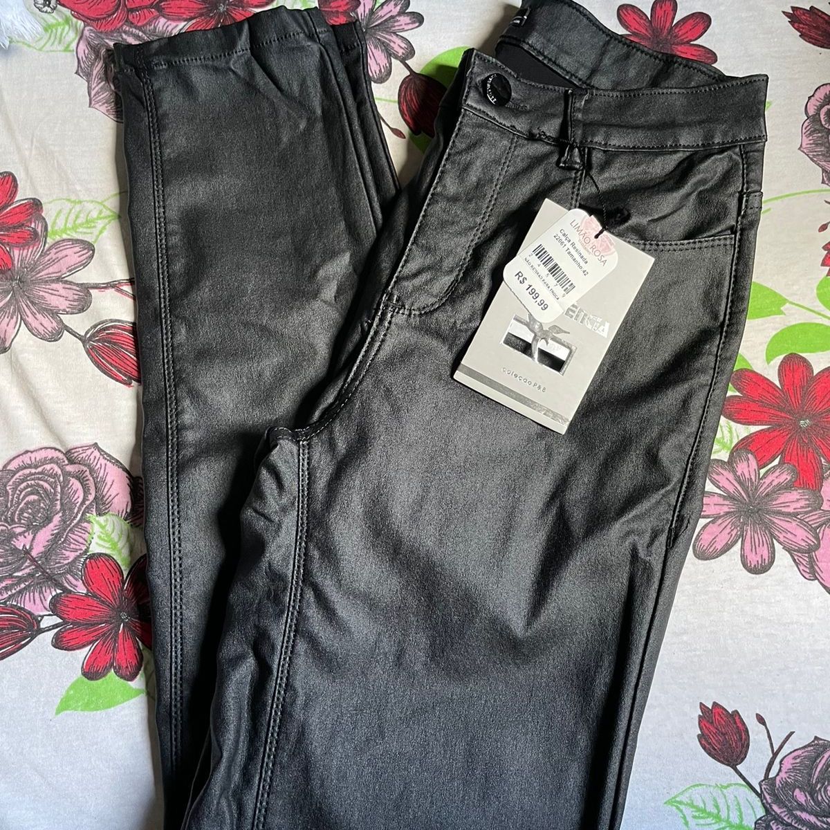 Calça Couro Resinada Calça Feminina Consciência Jeans Nunca