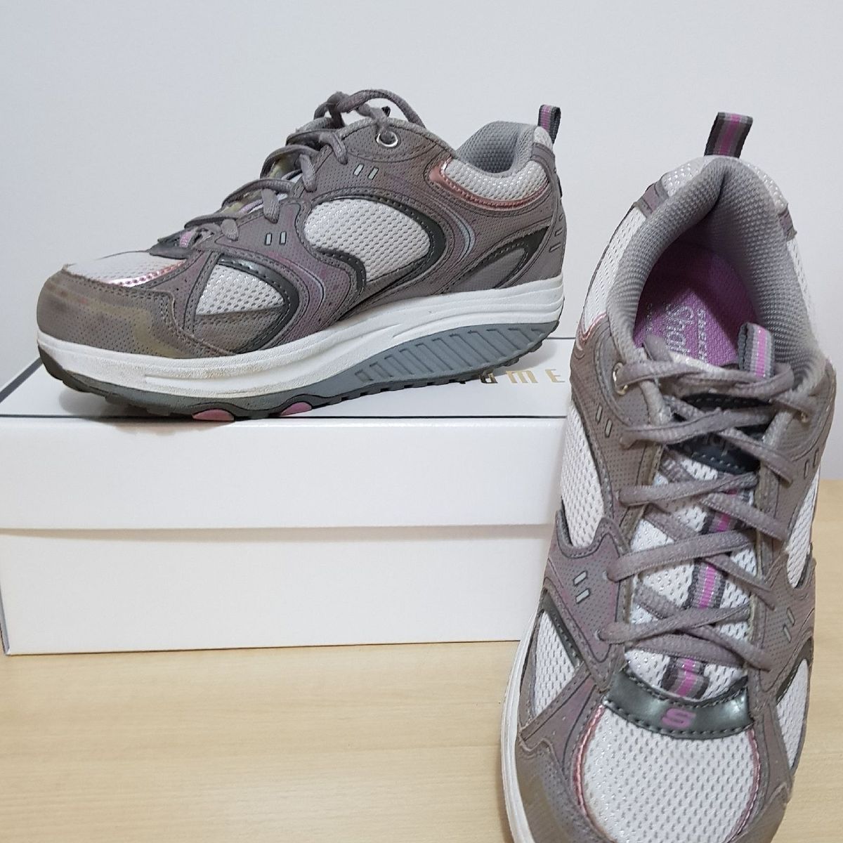 tênis shape ups skechers running feminino