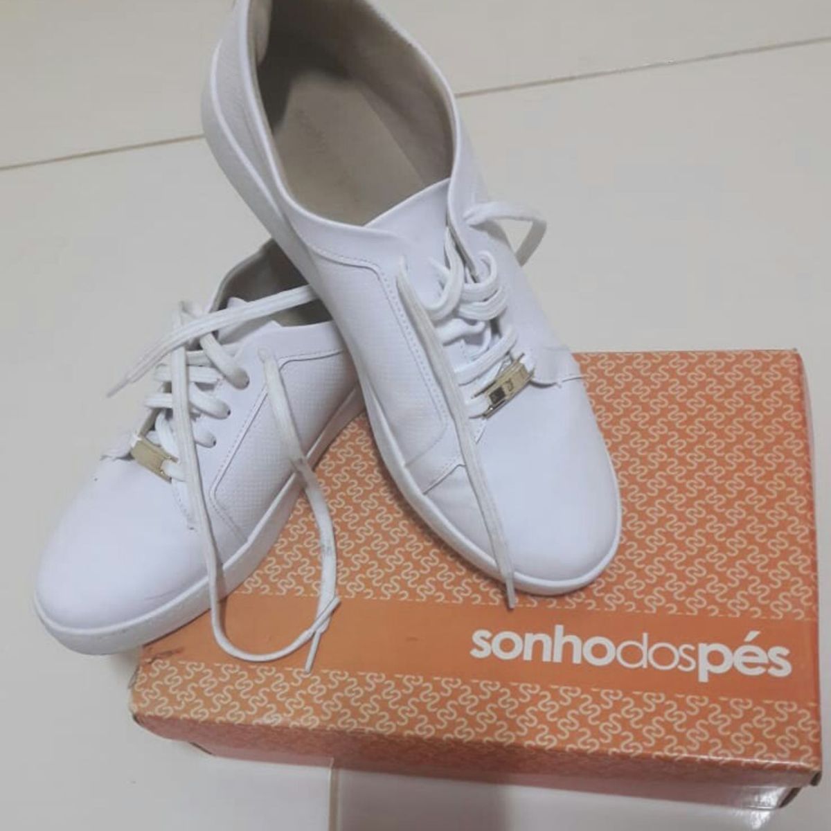 tenis branco sonho dos pes