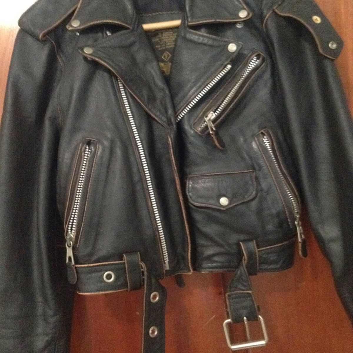 jaqueta de couro forum feminina