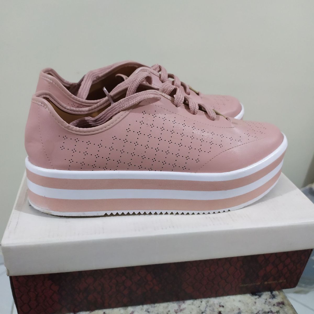 tenis vizzano rose plataforma