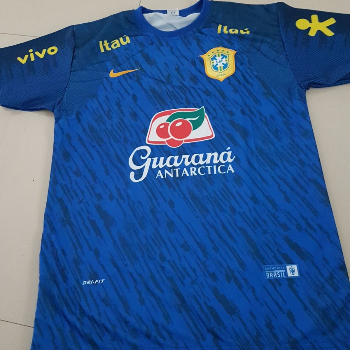 roupa de treino da seleção brasileira