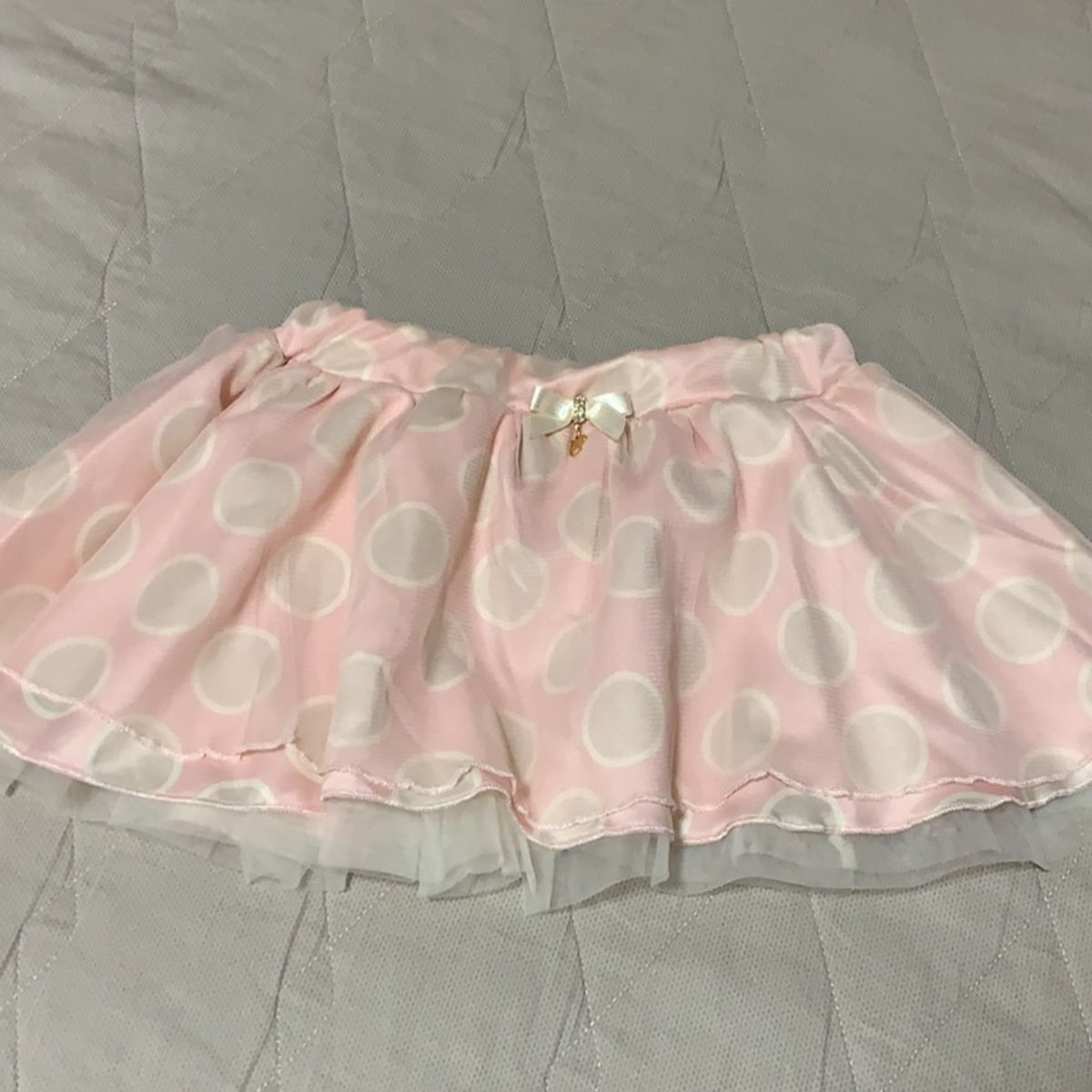 Saia Rodada de Cetim Tule e com Duas Camadas de Tule para