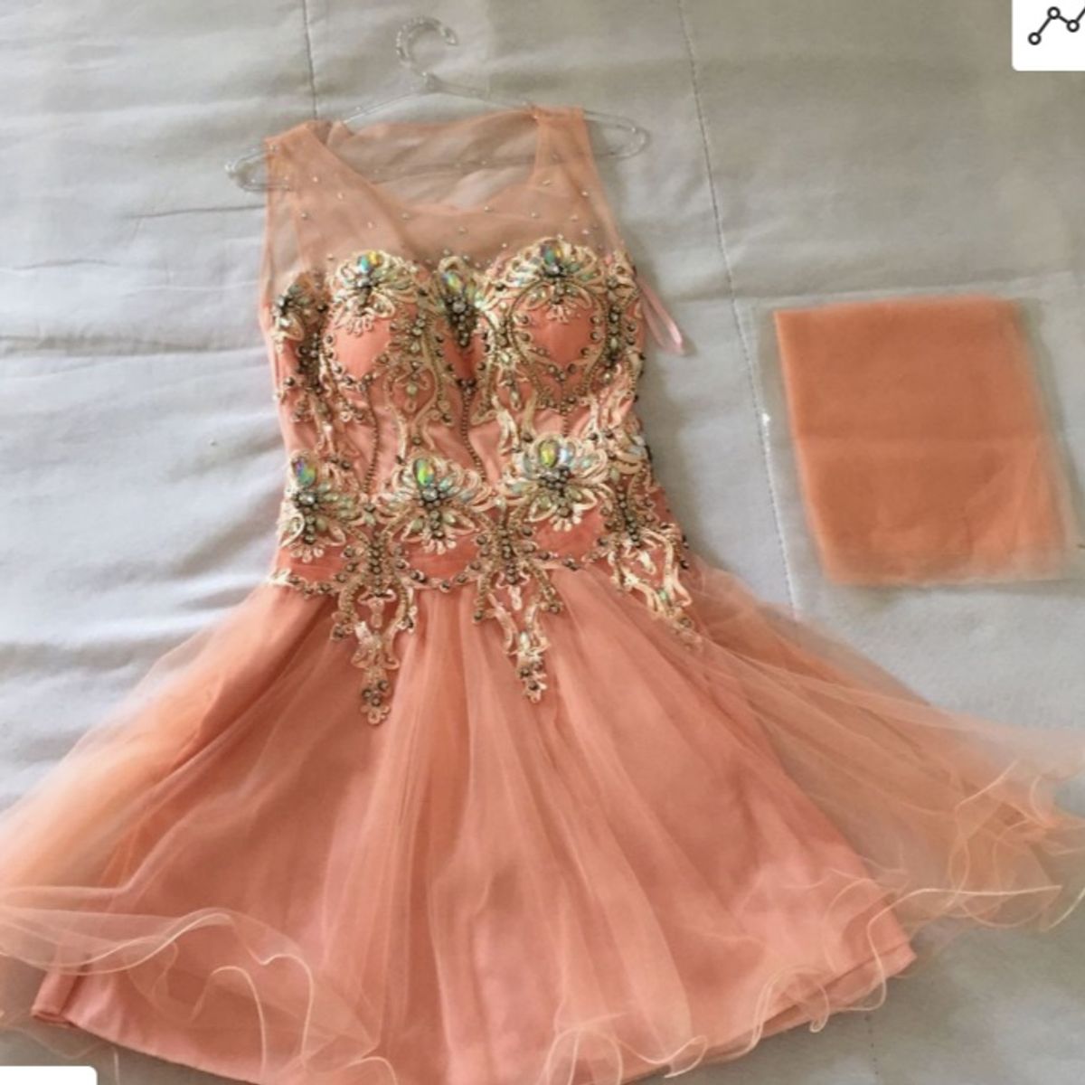 vestido de debutante salmão