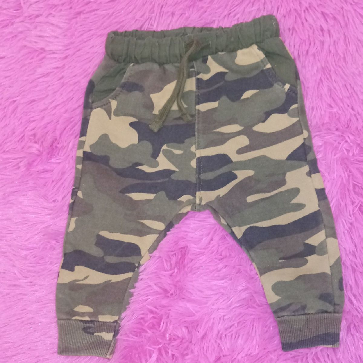 calça camuflada bebe