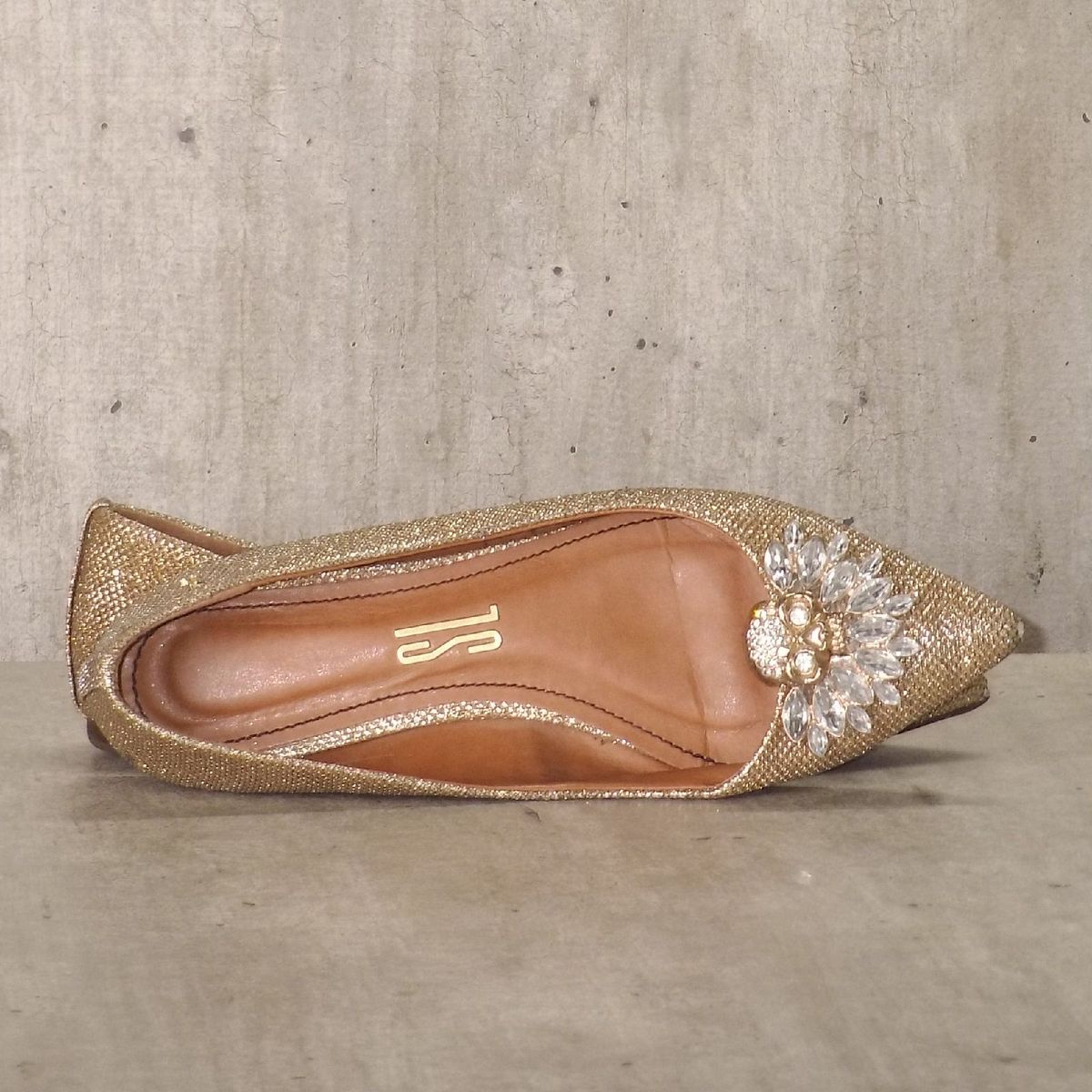 sapatilha santa lolla dourada