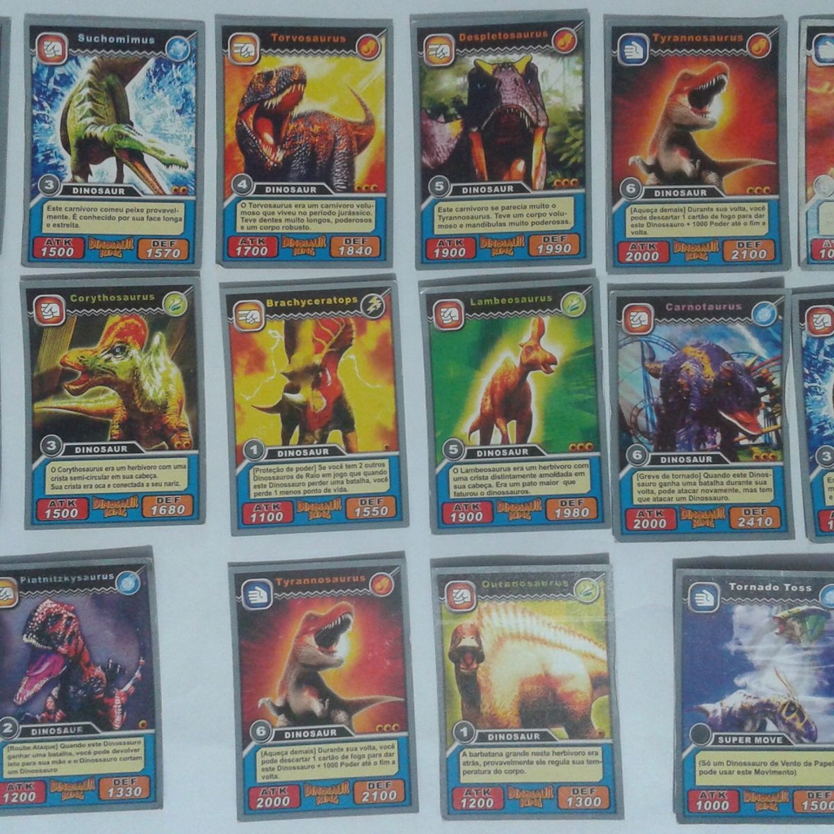 Preços baixos em Jogos de cartas colecionáveis Rei Dinossauro TCG