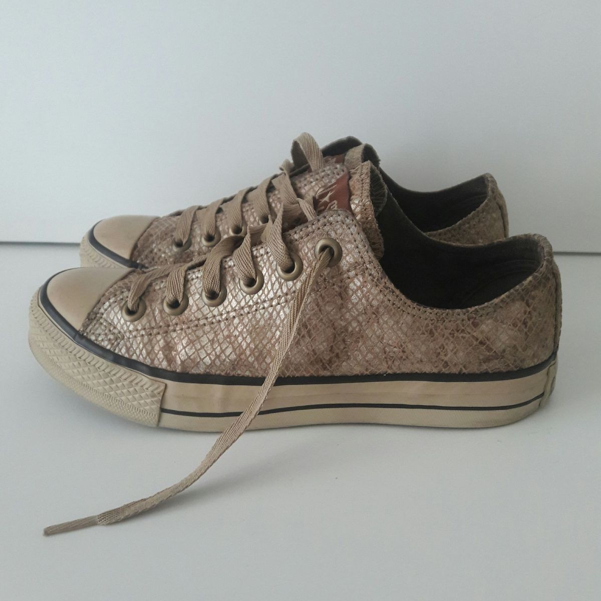 all star dourado infantil